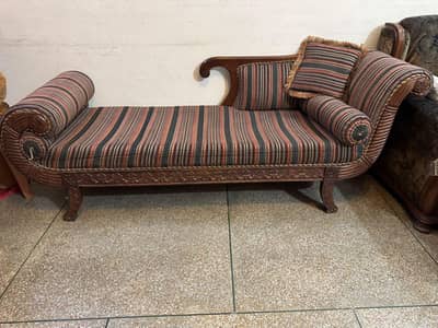 sofa set and dewan and 2 corner tablea