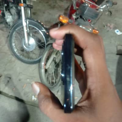 Infinix Hot 40i