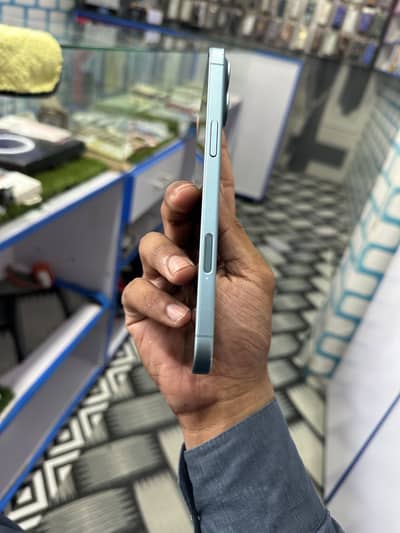 Apple iPhone 16 Plus