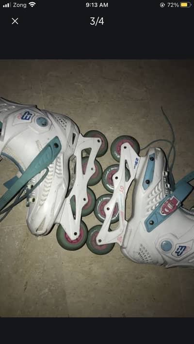 Skating shoes
