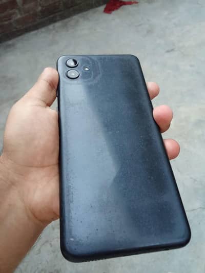 Samsung Mobile A04 4/64rom with box cable just glas brak working al ok