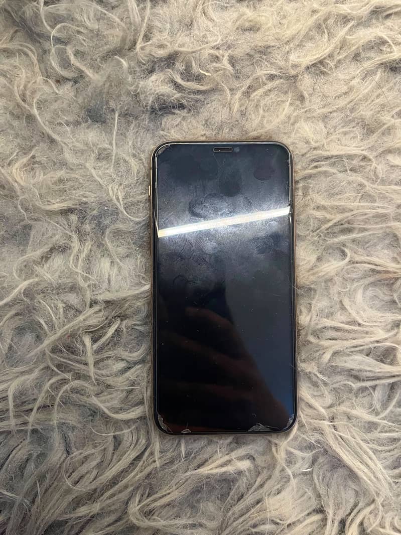 Iphone 11 pro 6