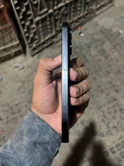 Apple iPhone 15 Pro with box