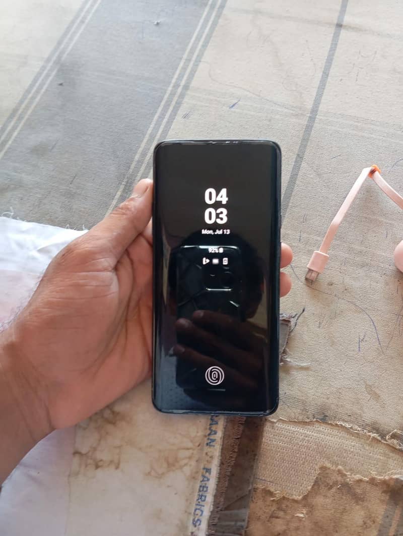 One Plus 7 Pro 3
