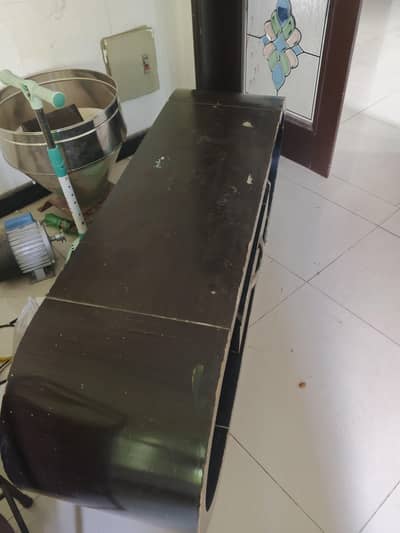 Console LED Table Used