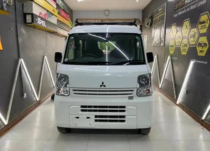 Mitsubishi Minicab 20/25 total genuine