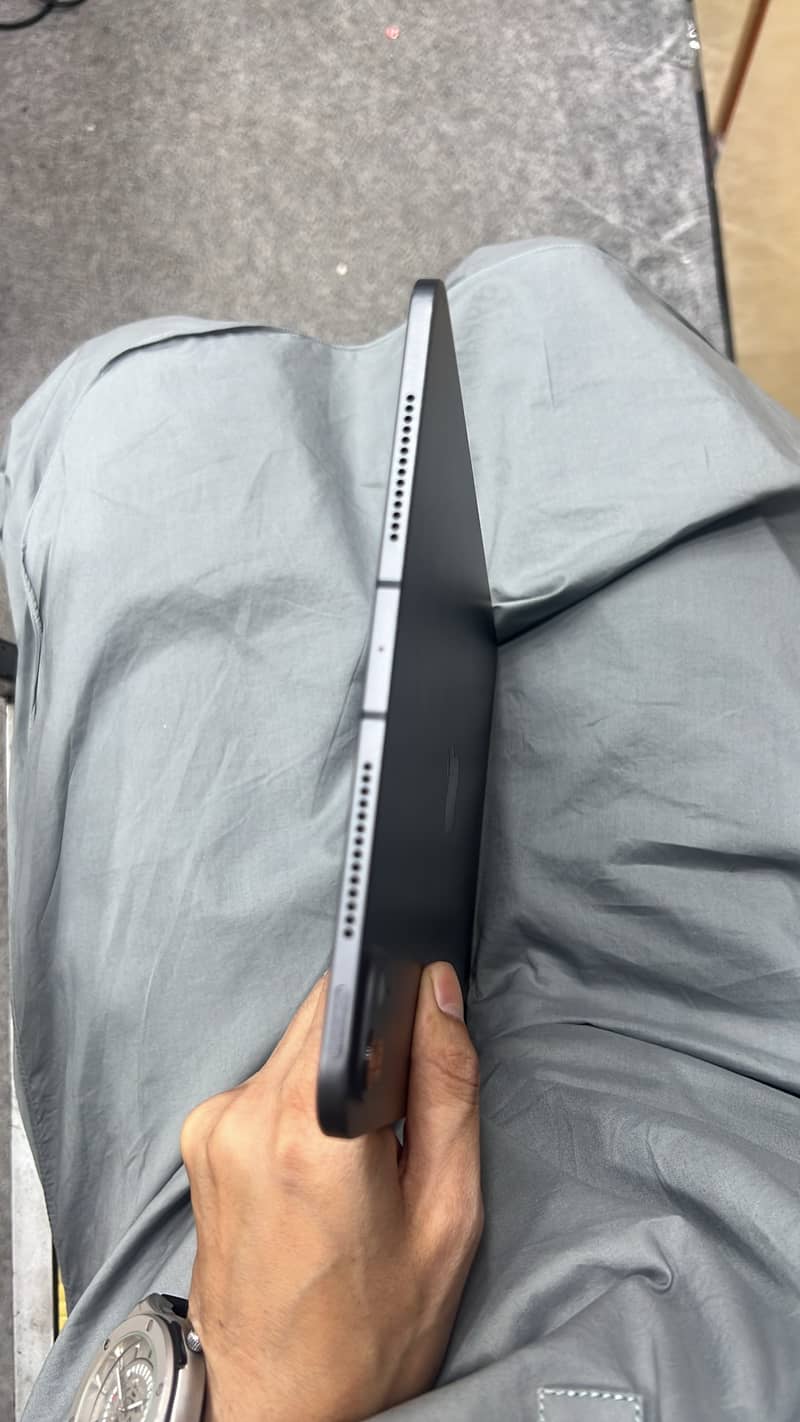 Ipade pro m5 2