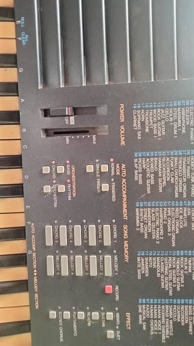 Yamaha keyboard model PSS 680