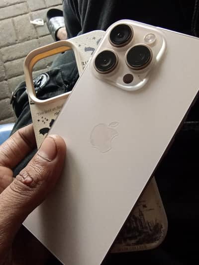 Apple iPhone 16 Pro