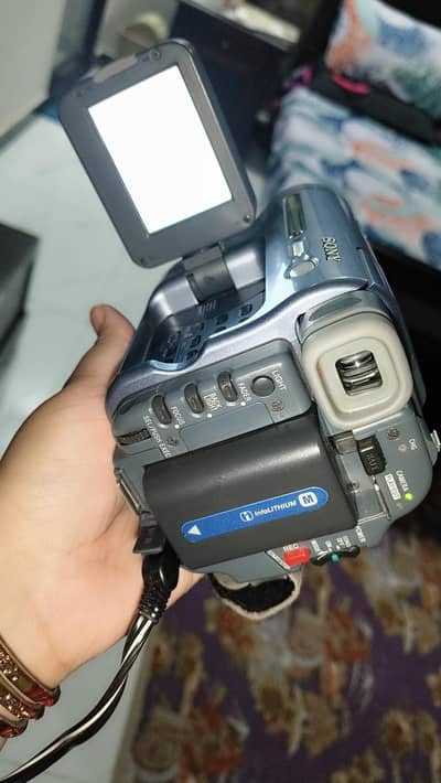 orignal sony handy came