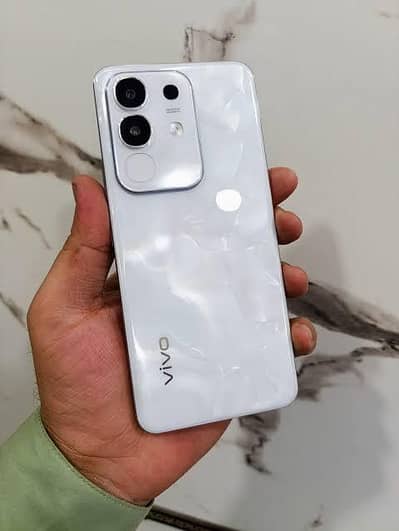 Vivo Y29