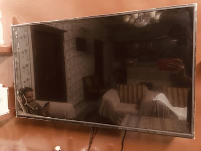 Nobel LCD 40 inch