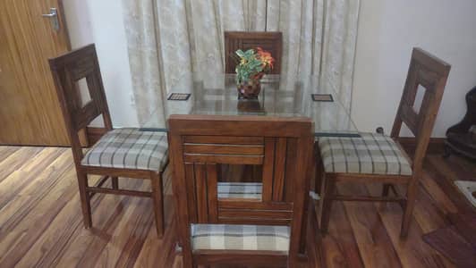 Dining table four Seater
