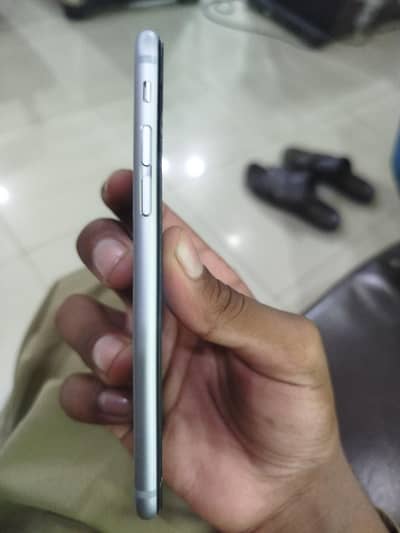 Apple iPhone 6S