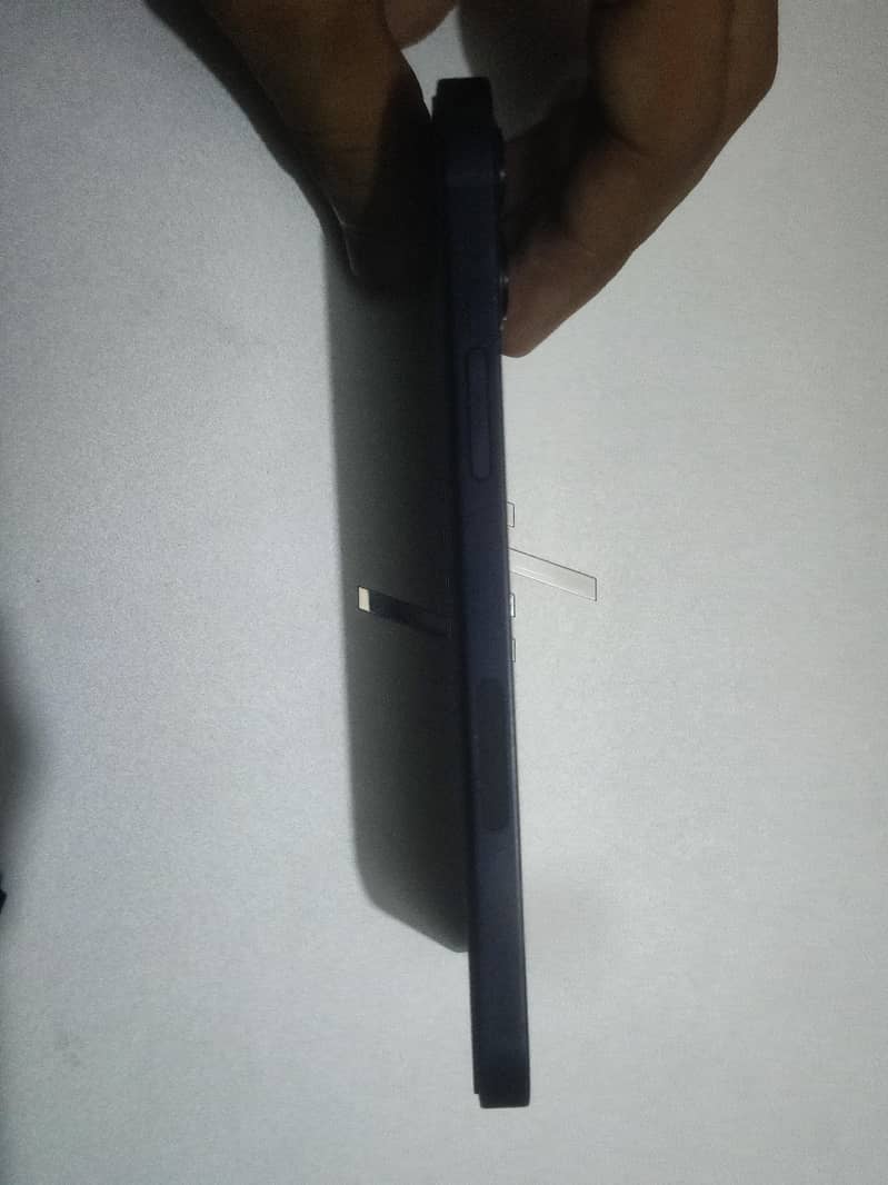 Apple iPhone 12 2