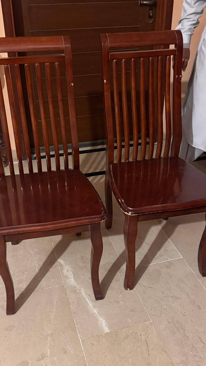 DINING TABLE + 5 CHAIRS 4