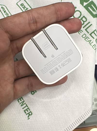 IPHONE ORIGNAL 40watt Charger, NFC Supported,Very fast charging