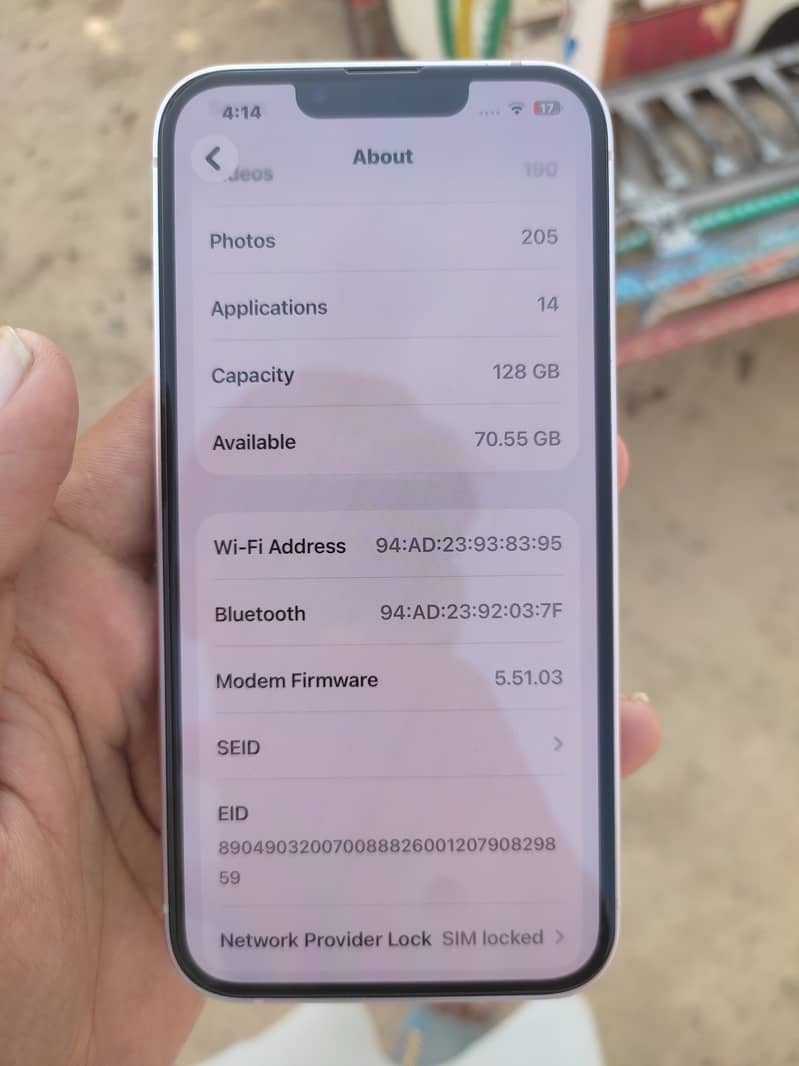 Apple iPhone 13 6