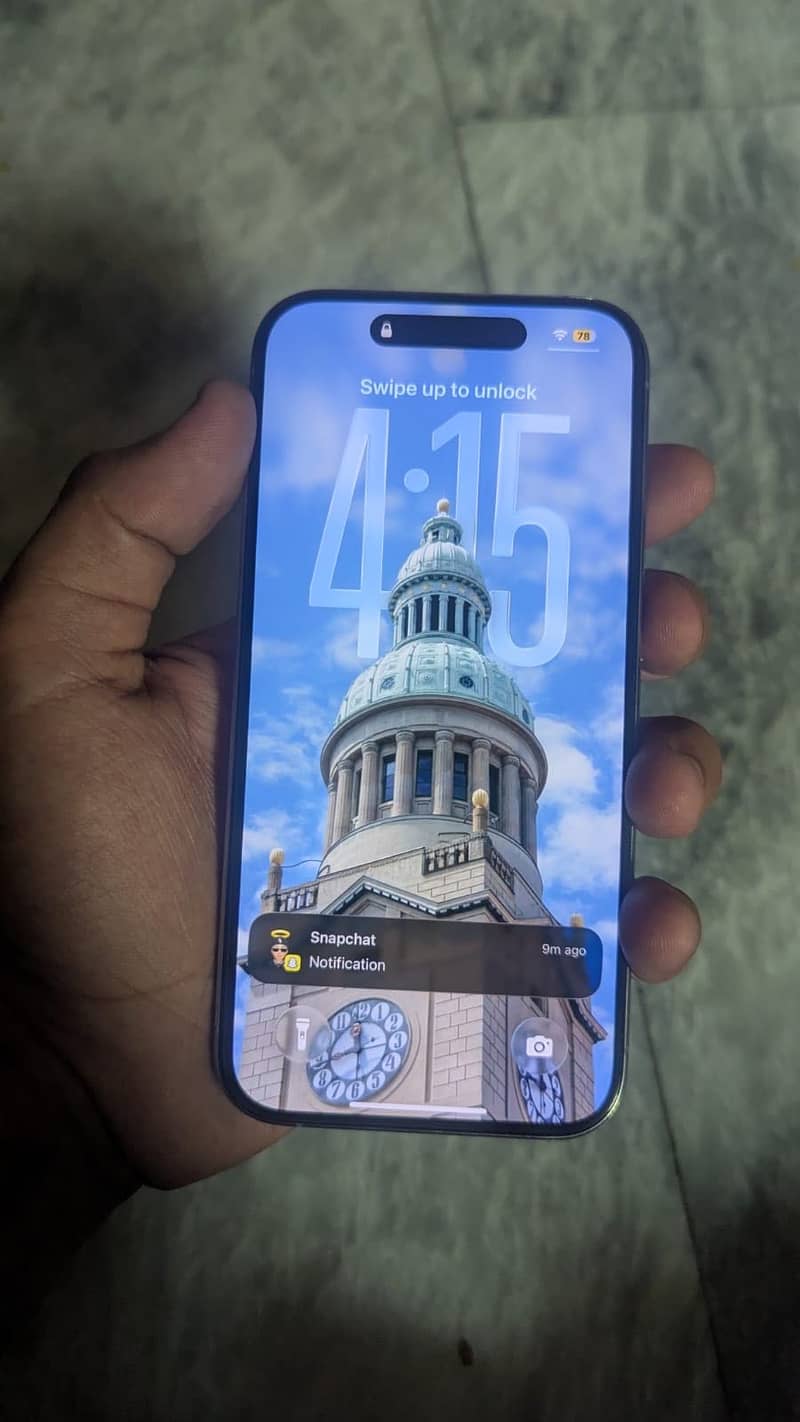 Apple iPhone 15 Pro 4