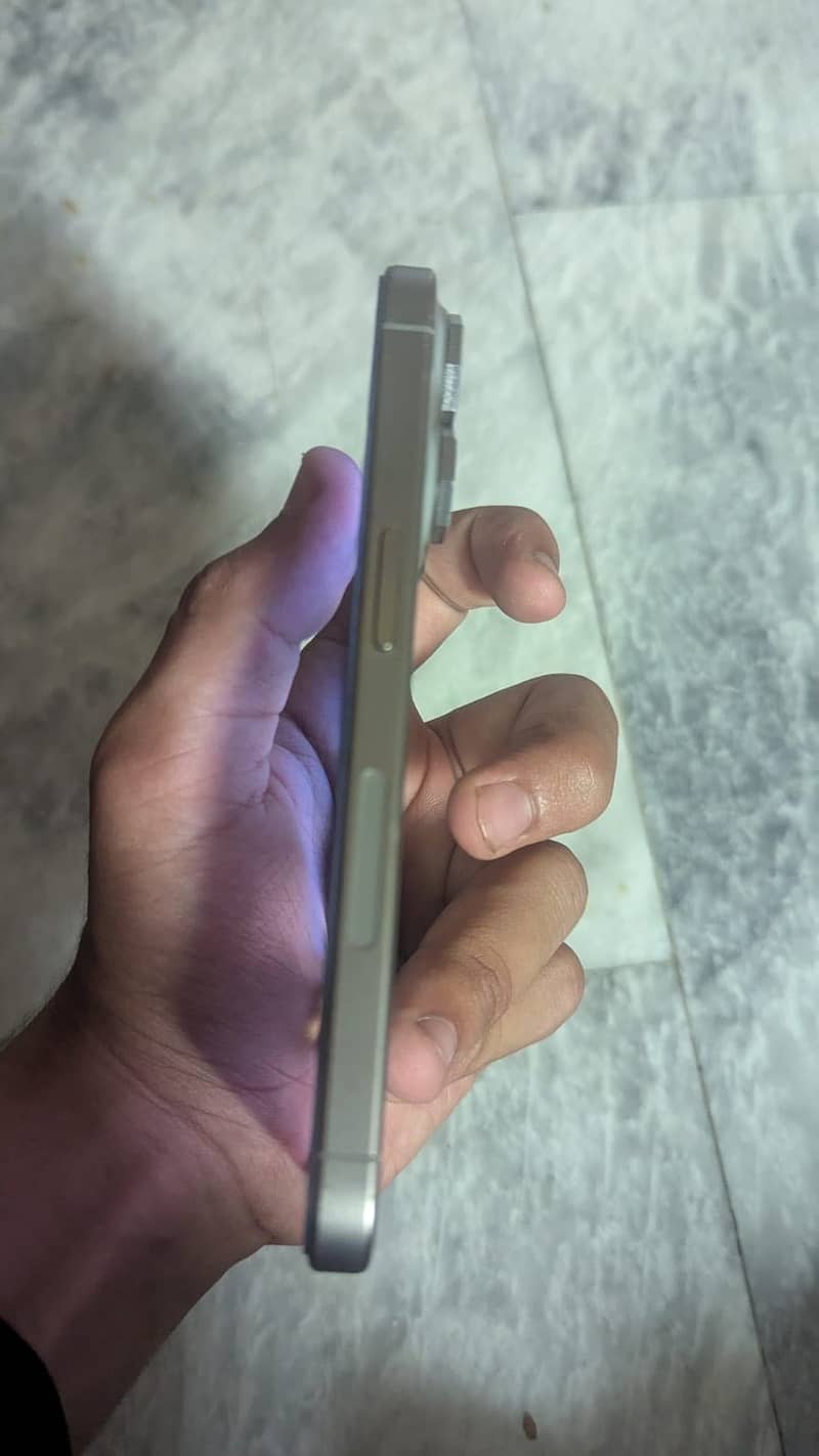 Apple iPhone 15 Pro 5