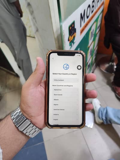Apple iPhone 11 non pta hello screen pr ha phone baqaya all waterpack