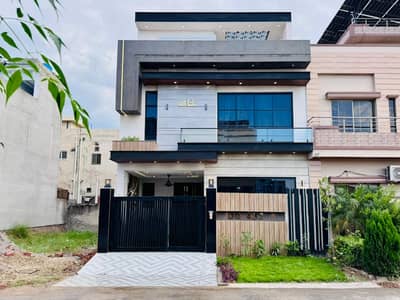 ULTRA-MODERN DESIGN 5 MARLA BRAND NEW HOUSE AVAILABLE FOR SALE (AT REASONABLE PRICE) IN CITI HOUSING GUJRANWALA