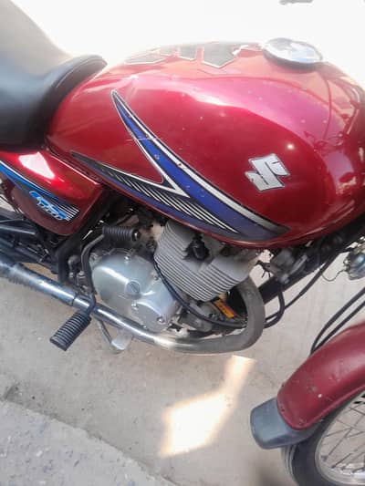 suzuki GS150