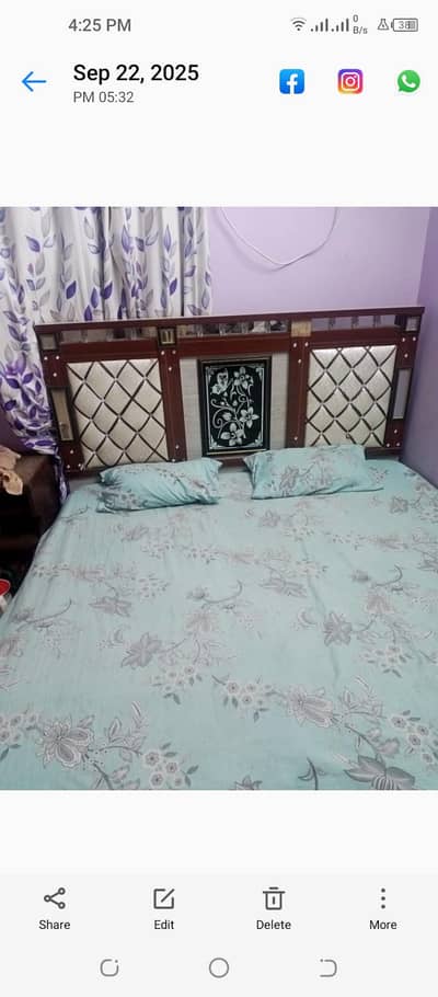king bed