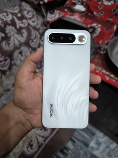 Realme 16 8+8/256 5G box open