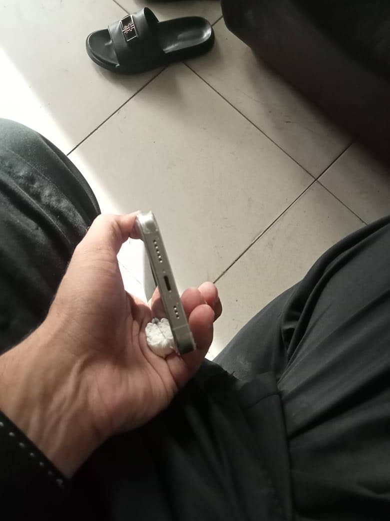 Apple iPhone 13 Pro 9