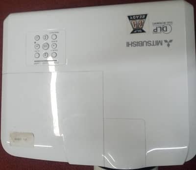 Mitsubishi 230u projector