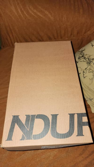 ndure sandal only 1 day use colour black size 41 any one intrested plz