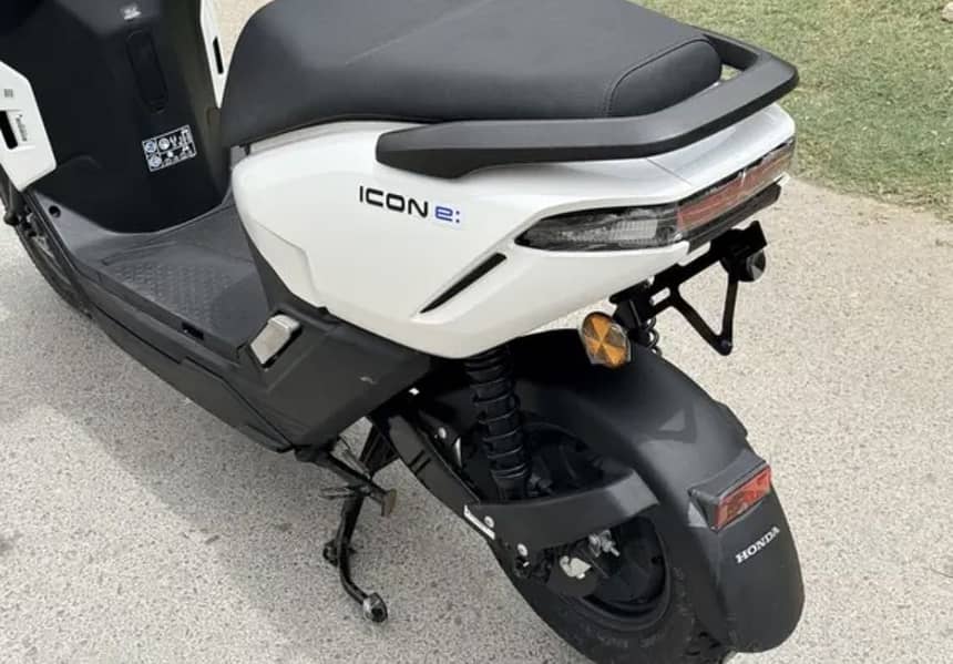 Honda Icon e 2