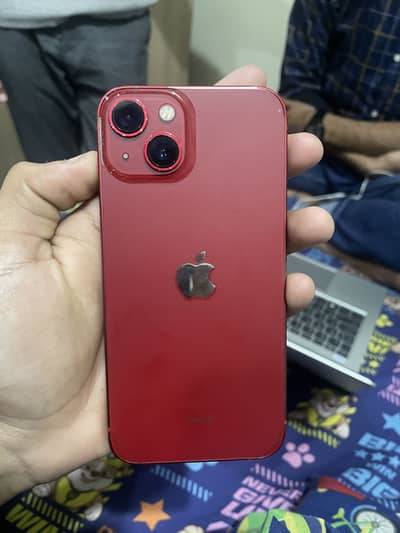 Apple iPhone 13
