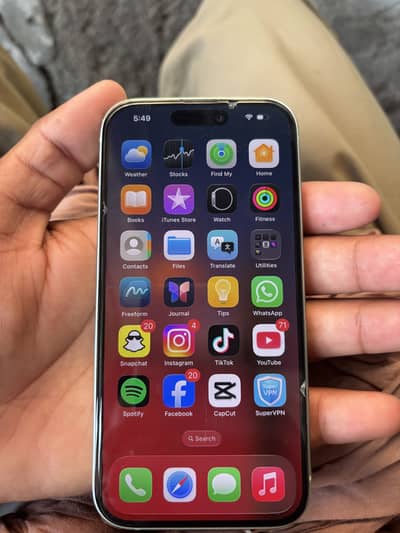 Apple iPhone 15