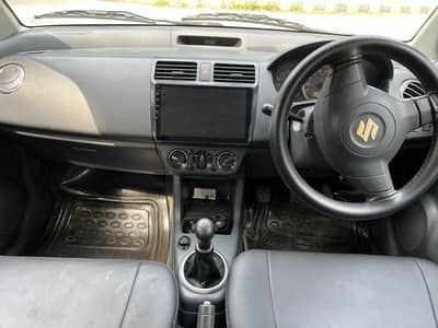 Suzuki Swift 2012 DLX
