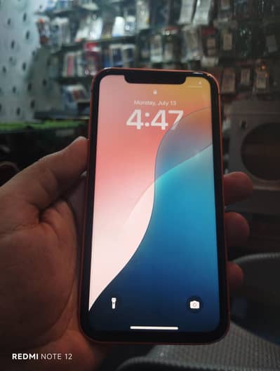 Apple iPhone XR converted 17 Pro