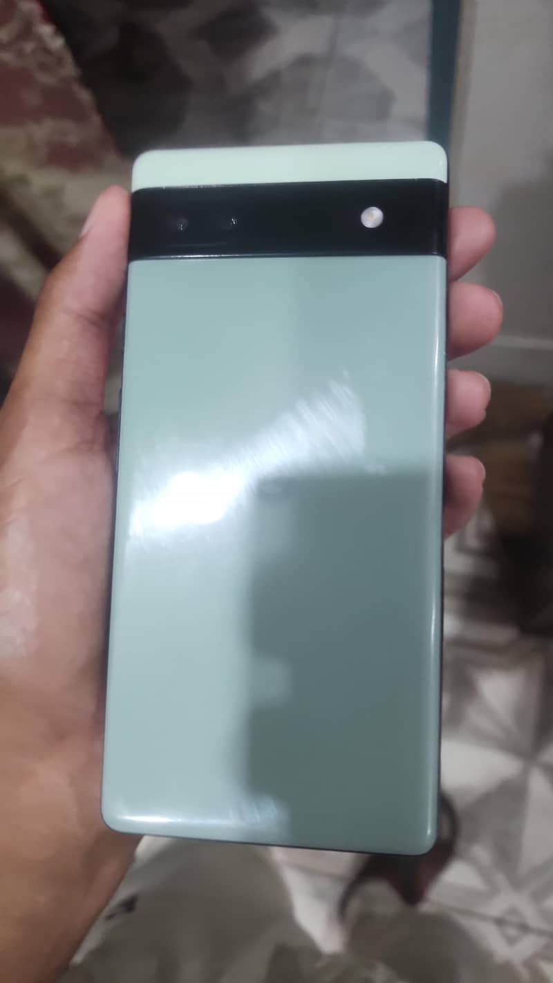 Google Pixel 6a 1