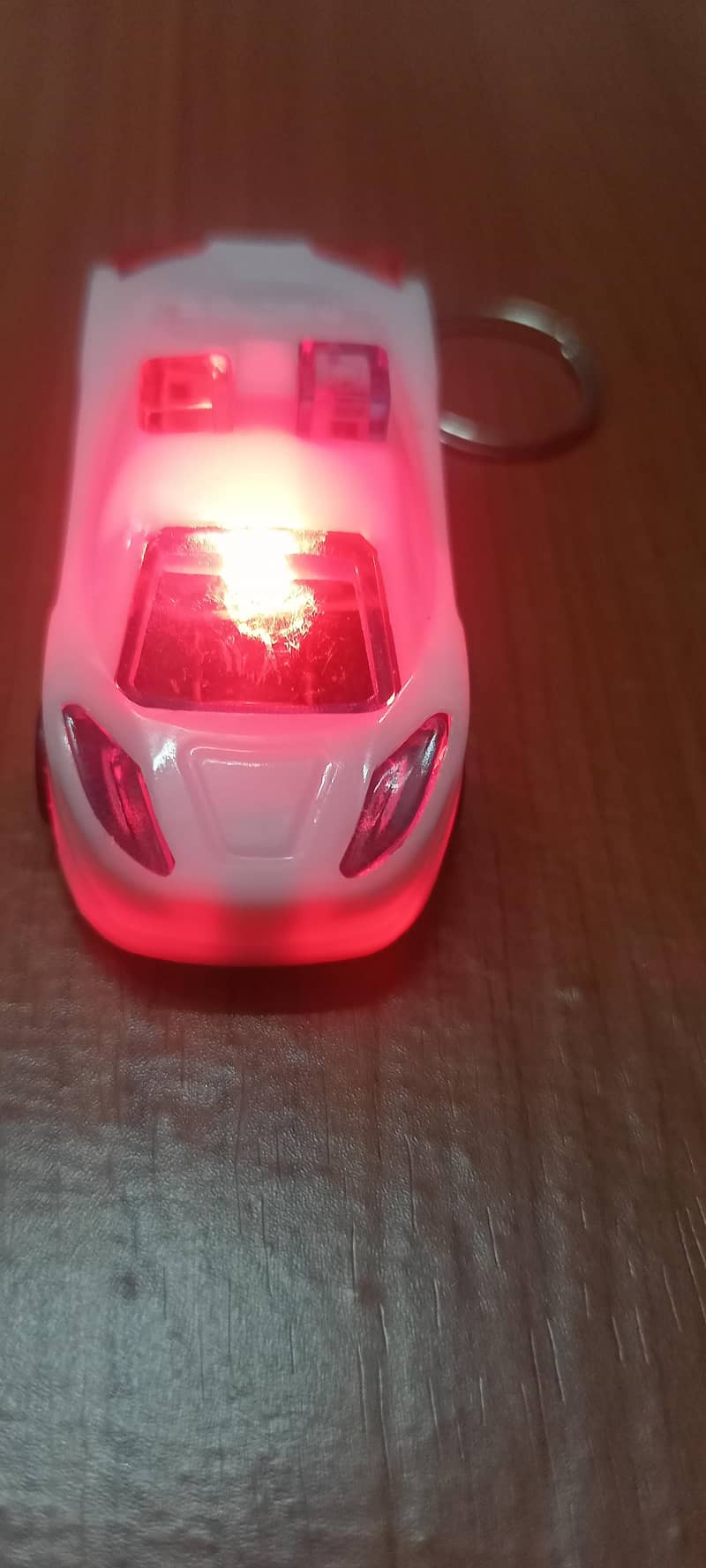 6 lightning Car keychains 3