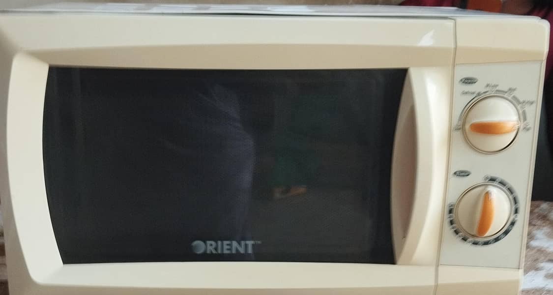 microwave oven 1