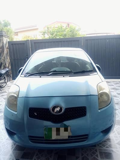 Toyota Vitz 2012