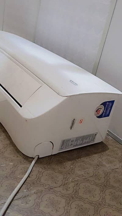 Dawlance 1.5 Ton Inverter AC – Heat & Cool | Excellent Condition
