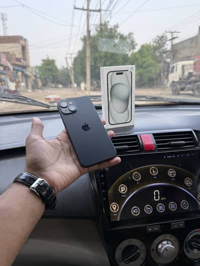 Apple iPhone 15