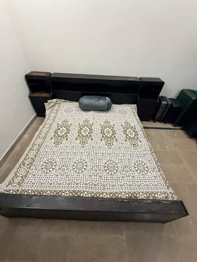 King Size Bed Set with Storage – 2 Side Tables Included