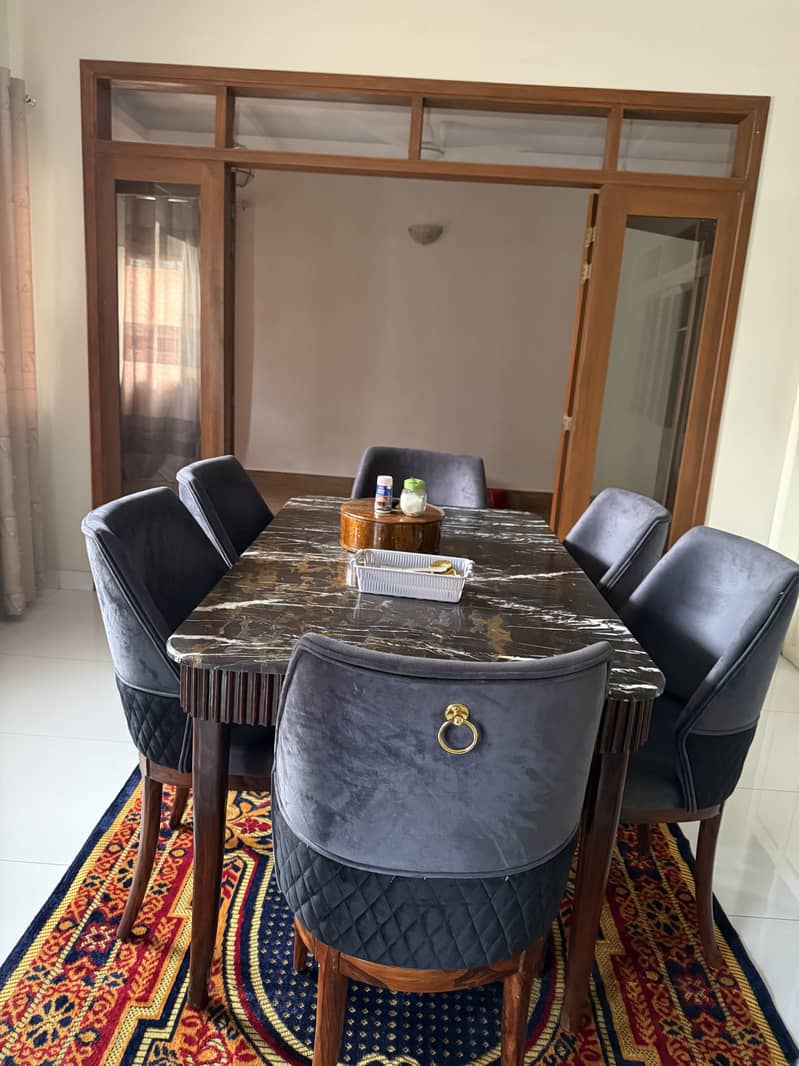 dining table 0