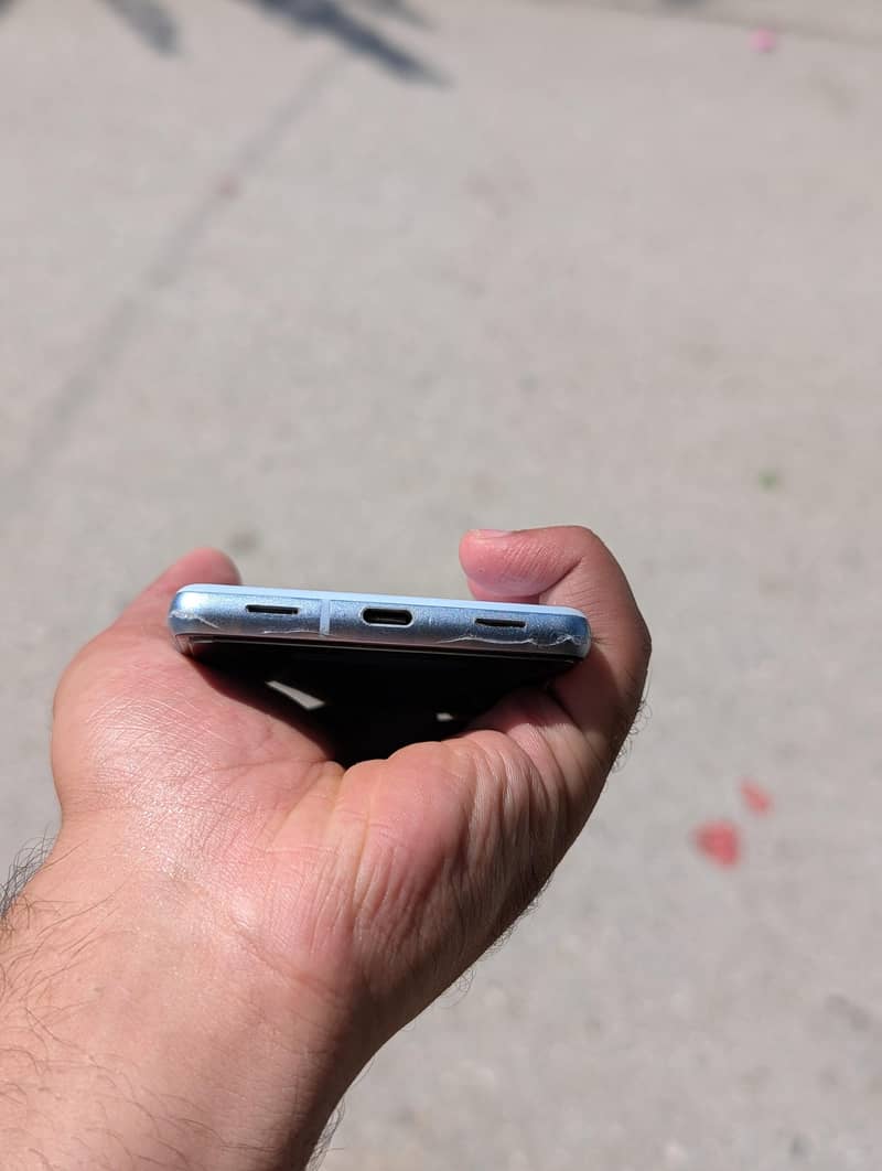 Google Pixel 7a 2