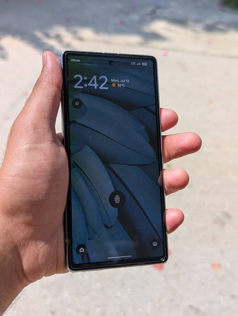 Google Pixel 7a 5