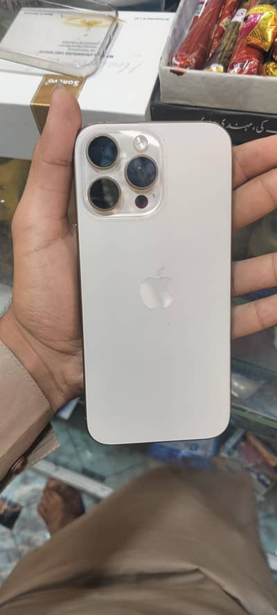 Apple iPhone 16 Pro Max