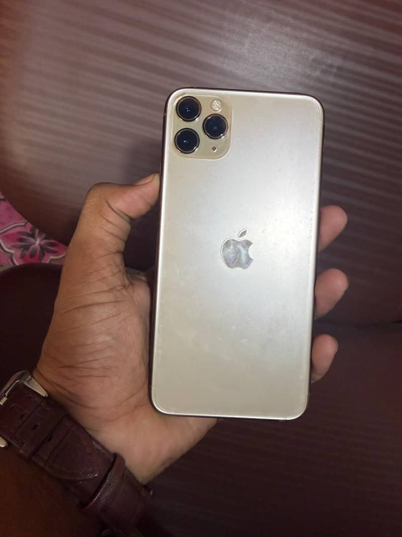 Apple iPhone 11 Pro Max 1