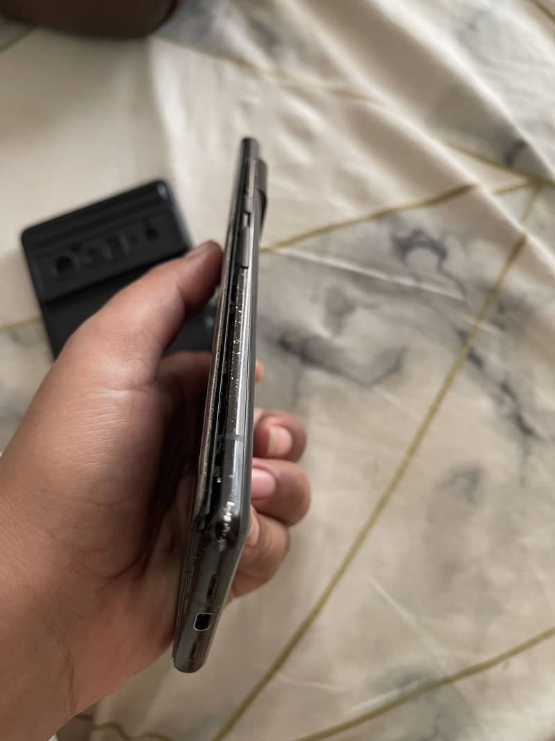 Google pixel 6pro 4